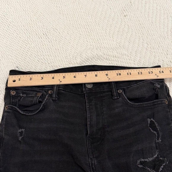 Young money distressed ripped skinny jeans 28x32 american eagle collaboration - Picture 6 of 8
